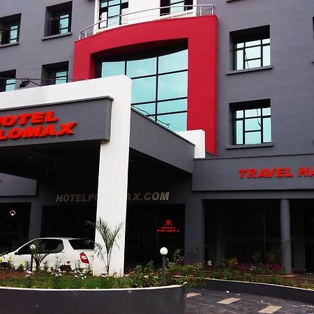 Max Hotels Jabalpur Exterior photo