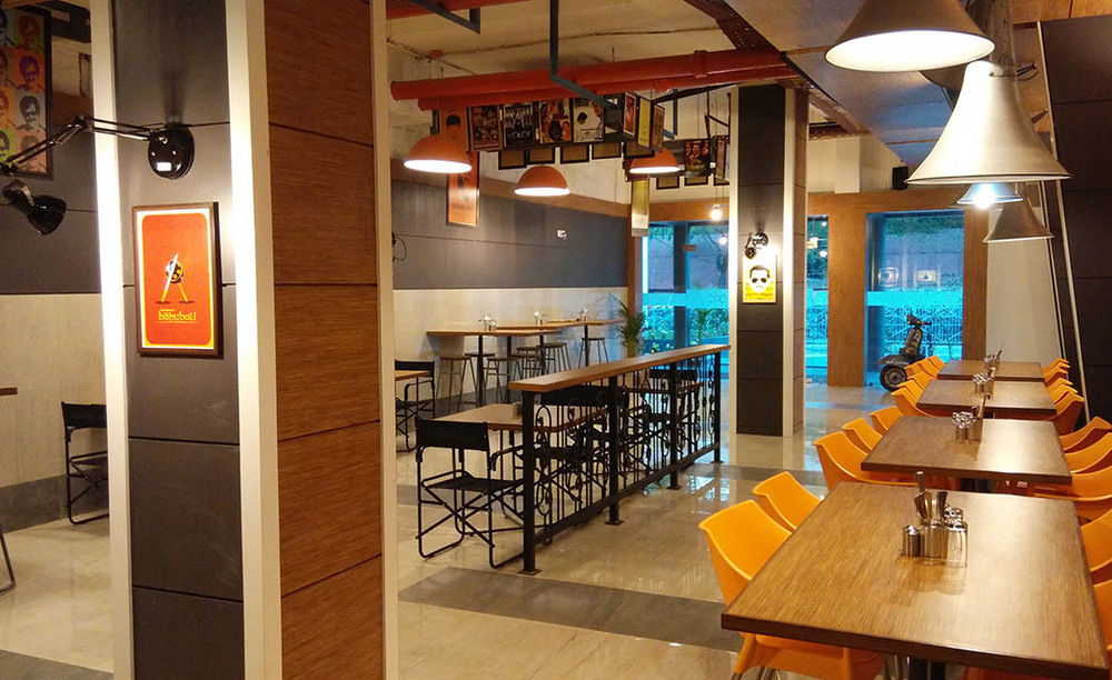 Max Hotels Jabalpur Exterior photo