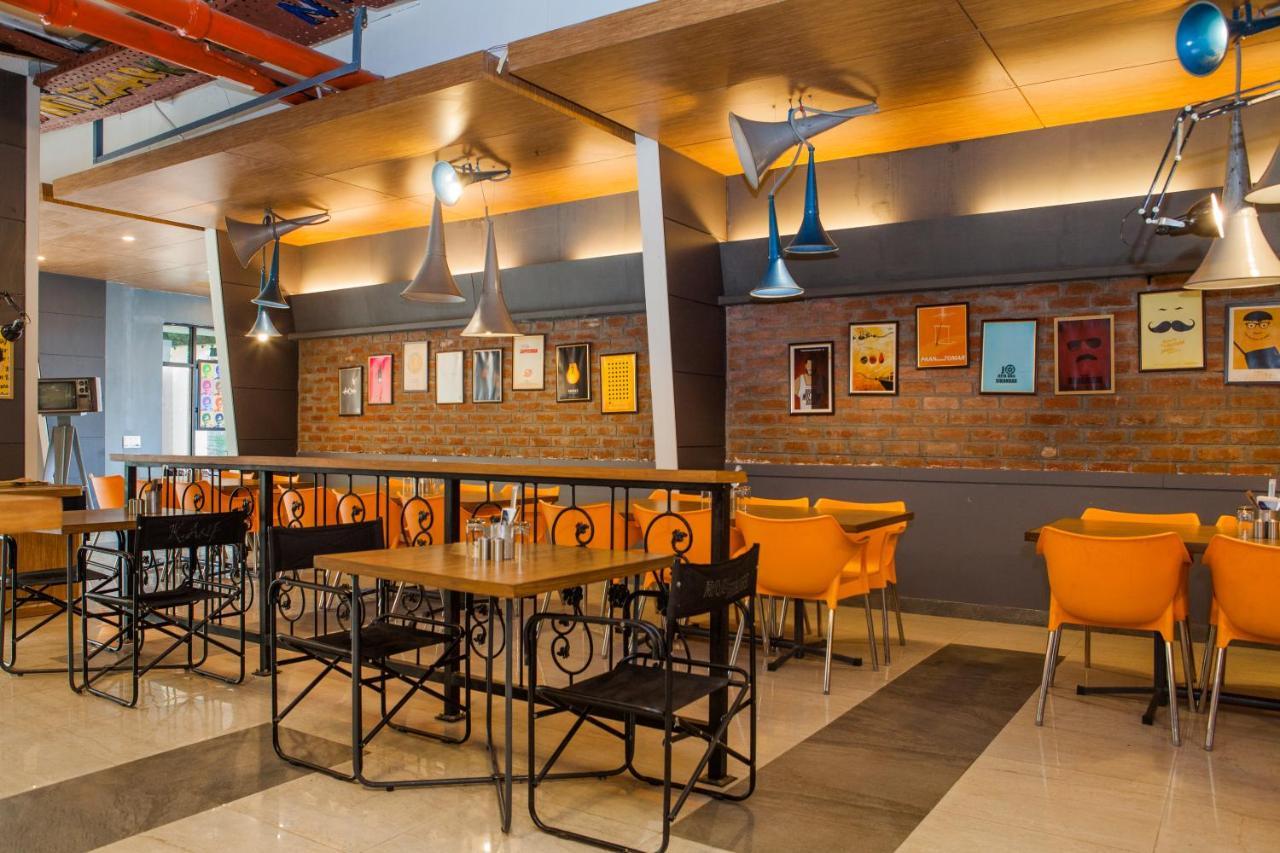 Max Hotels Jabalpur Exterior photo